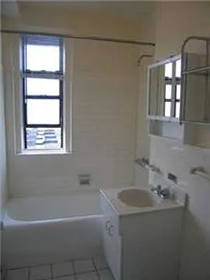 Rented by Buchbinder & Warren | media 26