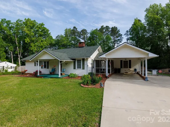 1115 Old Thompson Ave, Lancaster, SC 29720