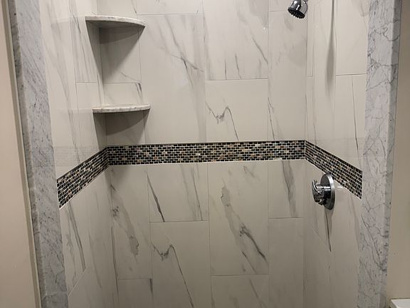 2nd image of 15 Mathewson St APT 4