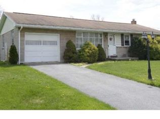 198 Gollub Dr, Birdsboro, PA 19508