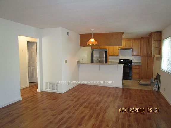 3rd image of 226 Coy Dr