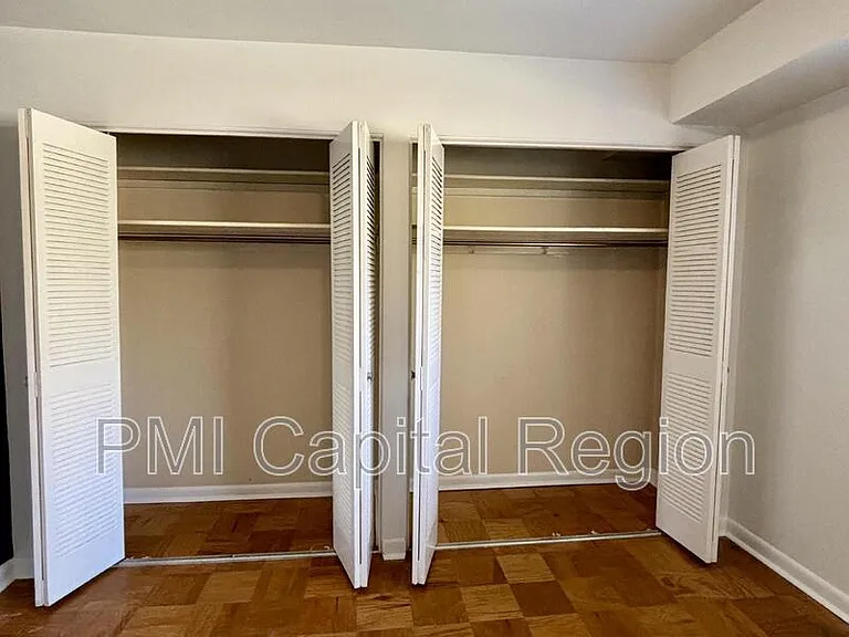 10620 Weymouth St #103 — Photo 13