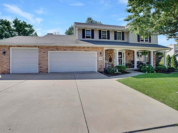2nd image of 4004 W Hollow Trace Dr