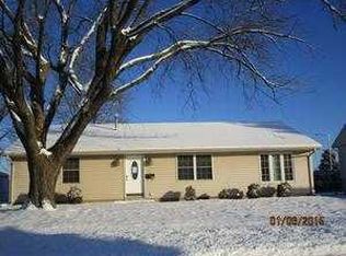 781 Farragut Ave, Romeoville, IL 60446