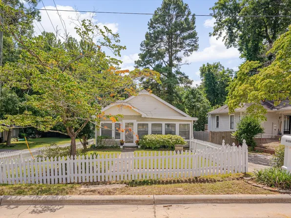 5701 Waycross St, Raleigh, NC 27606