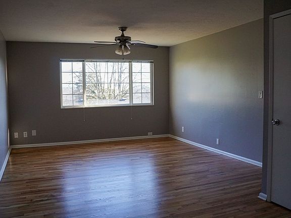 4th image of 5025 S Corbett Ave #15