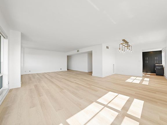 3rd image of 340 Sunset Drive #711