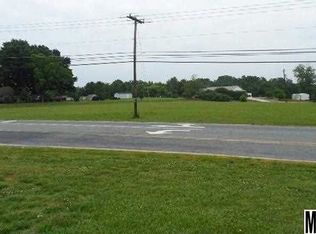 3702 16th St NE, Hickory, NC 28601