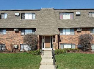 1130 Royal Blvd APT BS, Elgin, IL 60123