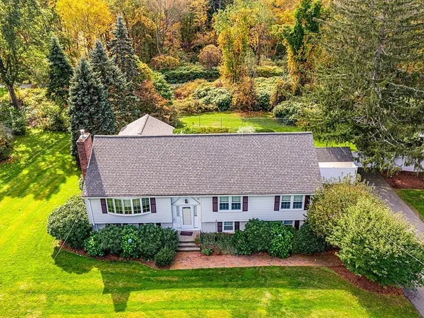 15 Beaman Ln, Marlborough, MA 01752