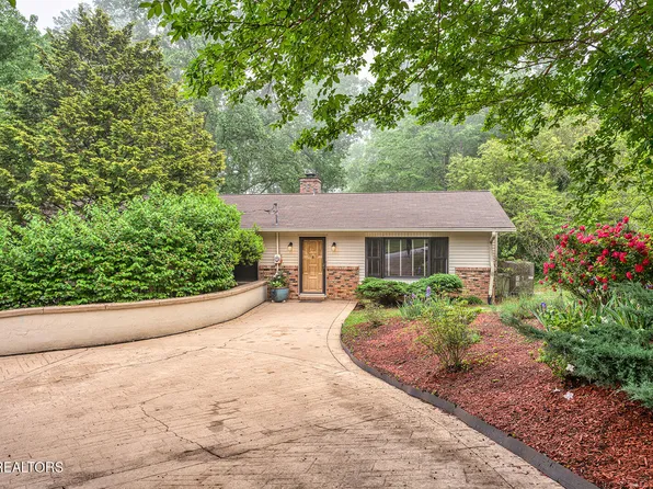126 Westwood Dr, Clinton, TN 37716