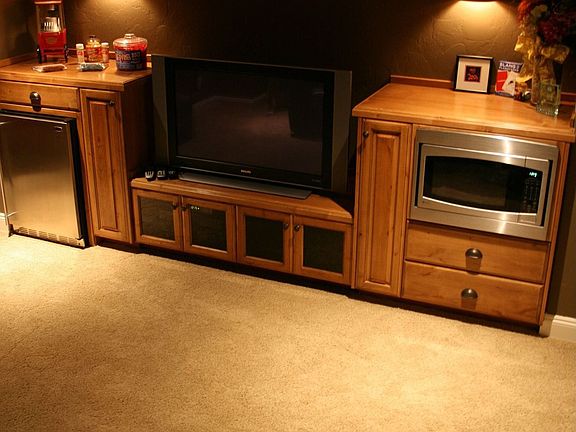 Fabulous Theatre Room W/ Built ins 