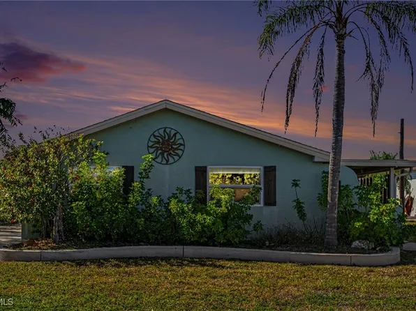 2753 N Ibis Ct, Saint James City, FL 33956