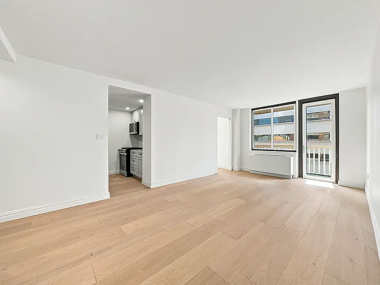 50 Lexington Ave #12D — Photo 10