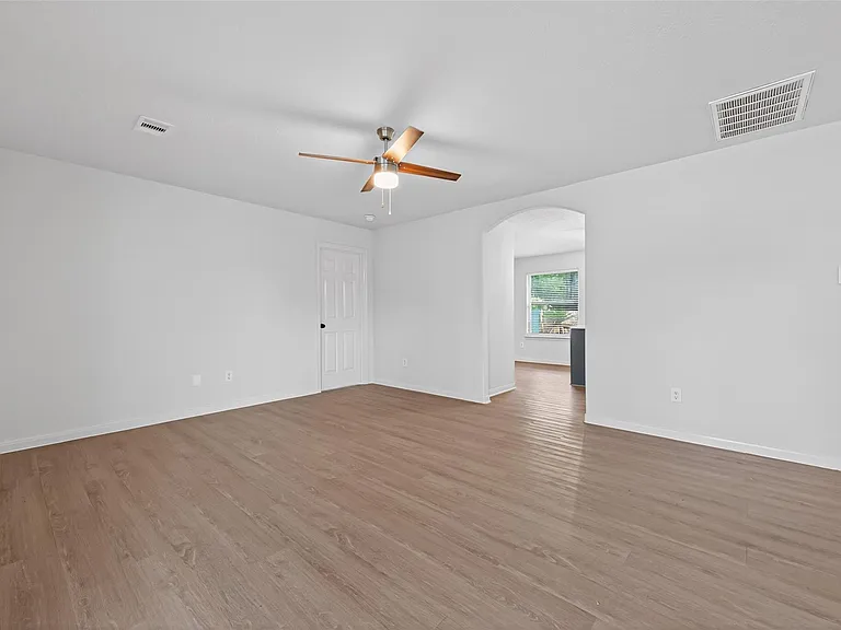16348 Ryan Guinn Way — Photo 6