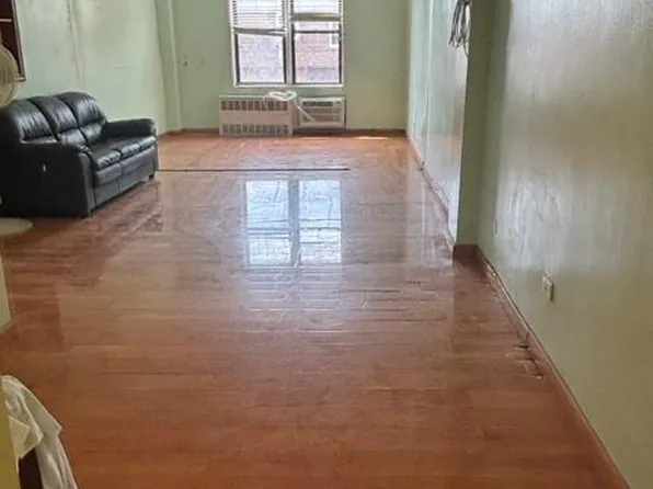 152-72 Melbourne Avenue image 7 of 17