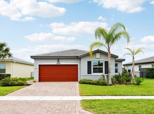 8292 NW Greenbank Circle, Port St Lucie, FL 34987