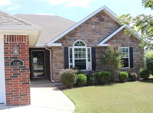 1562 Charles St, Pea Ridge, AR 72751
