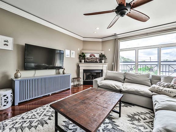4th image of 4235 N Kedzie Ave APT 2a