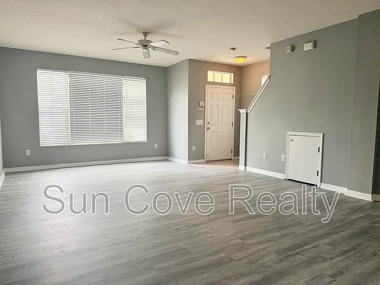 11022 Black Swan Ct — Photo 4