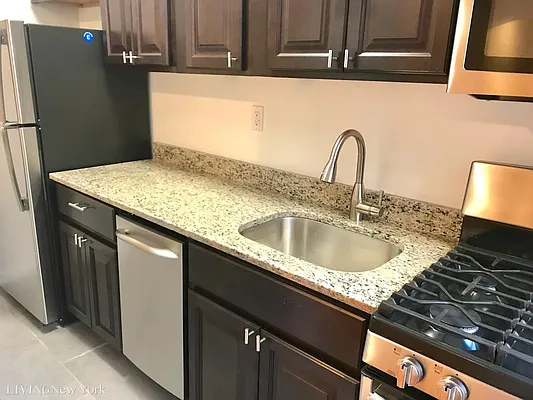 Rented by Living New York | media 9