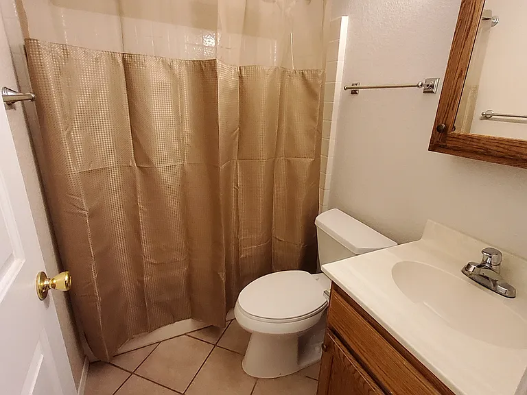 2nd Bathroom