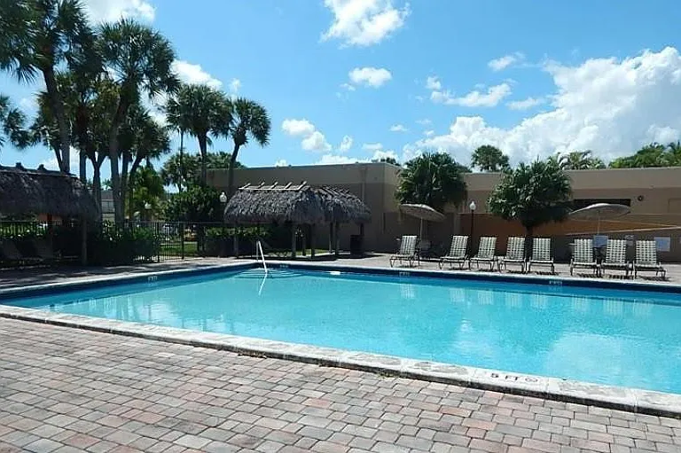 8015 SW 107th Ave #218 — Photo 8
