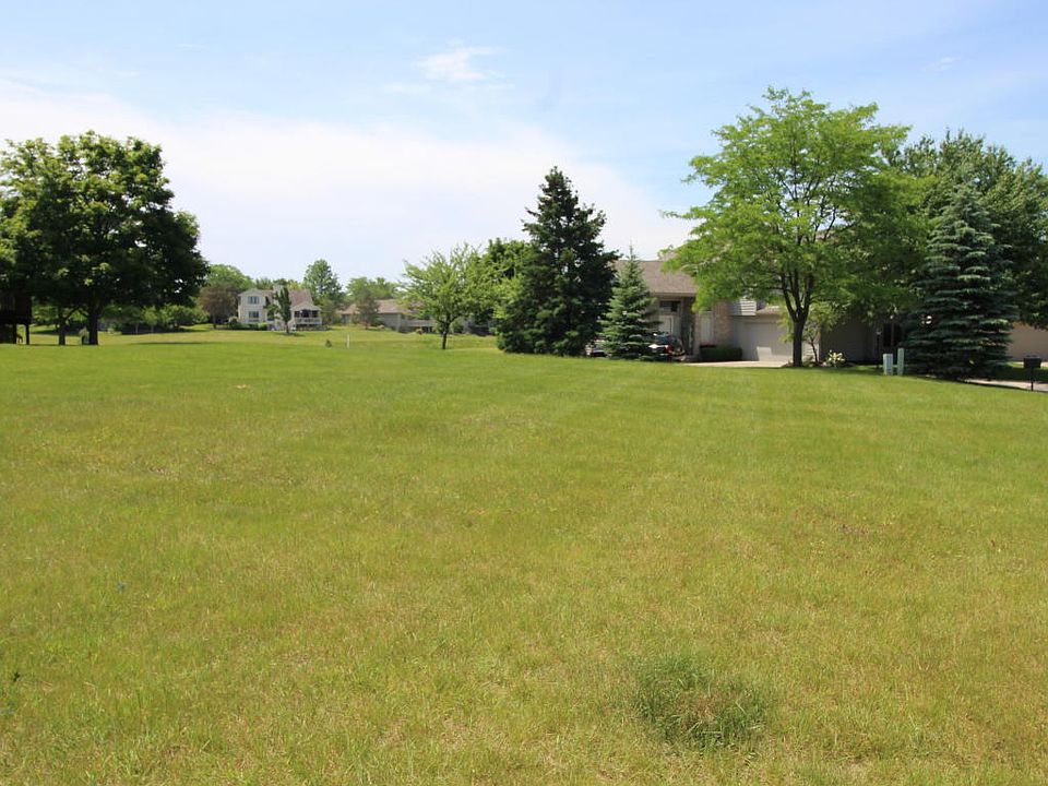 2nd image of 6989 Fairway Vista Dr SE