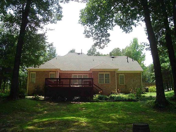 2nd image of 160 Shady Oaks Dr