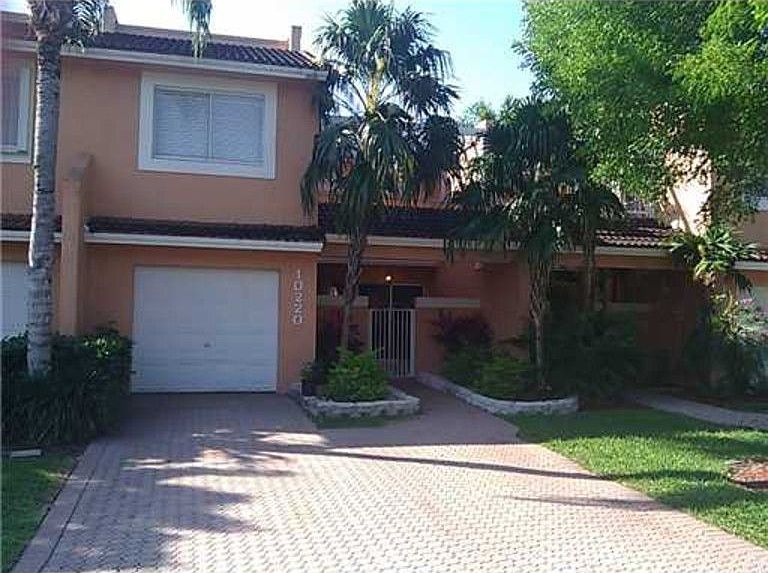 1st image of 10220 NW 52nd Ter