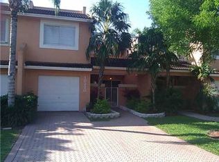 10220 NW 52nd Ter, Doral, FL 33178
