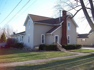 115 W Willow St, Perry, MI 48872