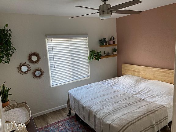 4th image of 2157 Catalina Blvd