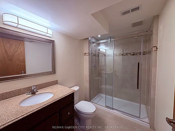 36th image of 6141 Wildrose Cres