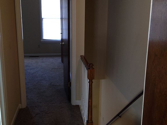 4th image of 109 Manorwood Ct APT B