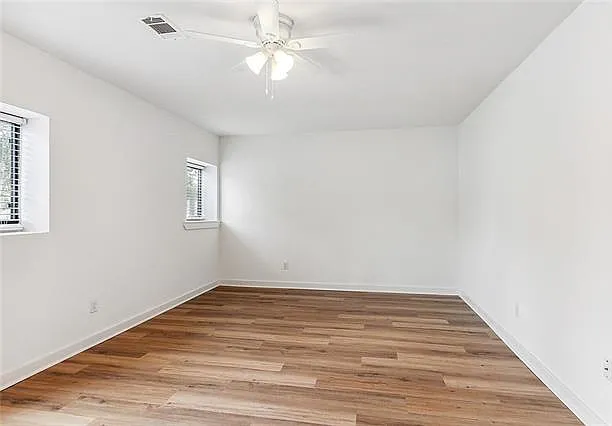 3131 Chippewa St — Photo 3