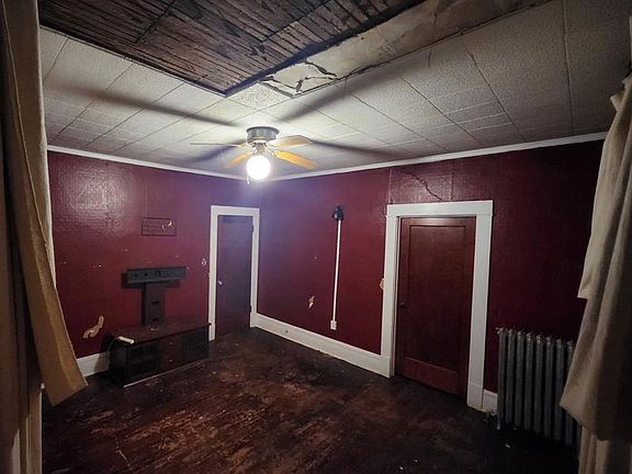 3rd image of 101 S 23rd St