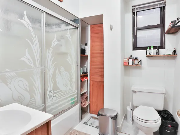 1542 W Thomas St APT 2F, Chicago, IL 60642