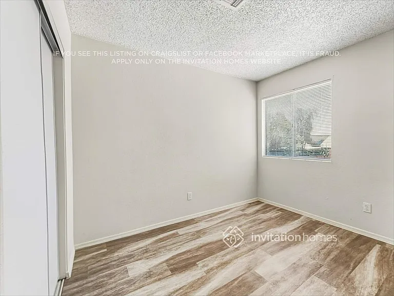 3814 W Elgin St — Photo 17