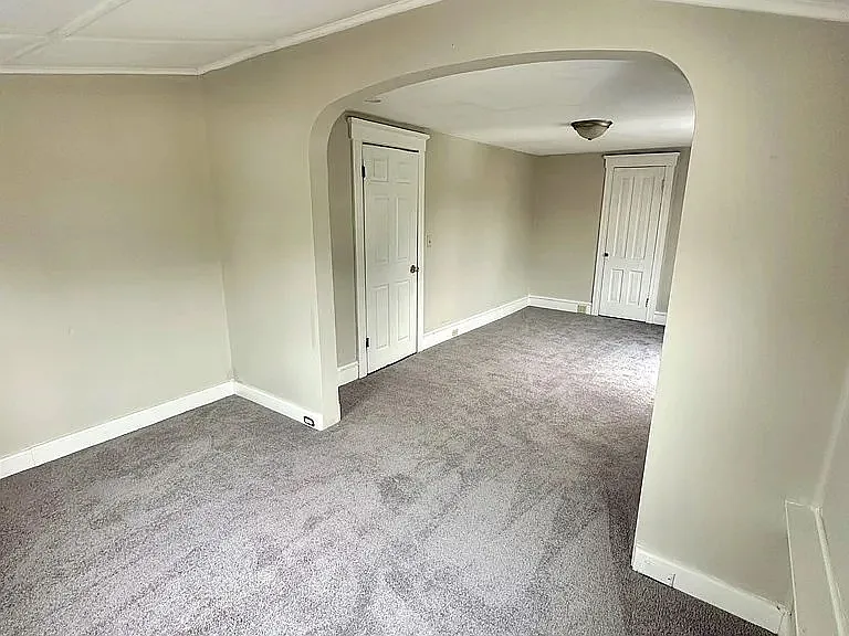 503 Lincoln St — Photo 12