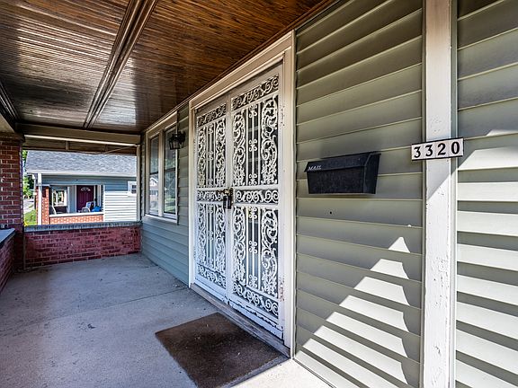 3rd image of 3320 Nowland Ave