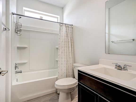 5th image of 6113 Wyeth Dr SE
