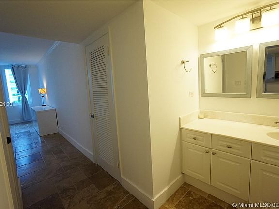 5th image of 2301 Collins Ave APT 616