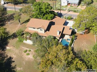 913 High St, Comfort, TX 78013