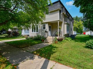 1263 Lawe St, Green Bay, WI 54301
