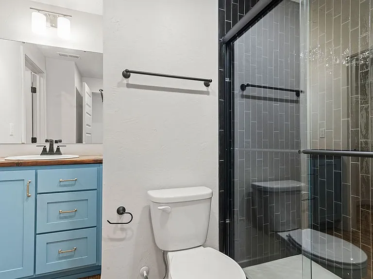 Brand new apartments in downtown Springfield! — Photo 71