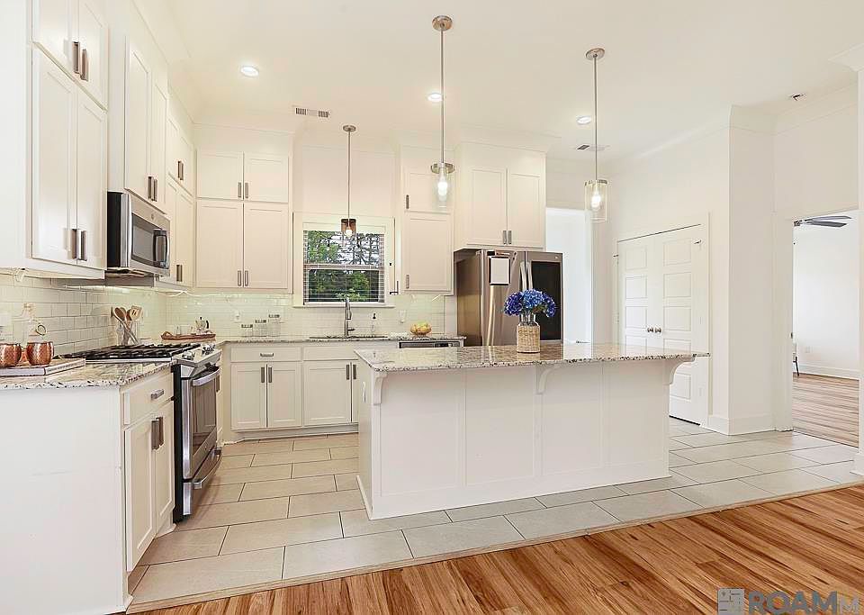 1st image of 15543 Fields Creek Ave