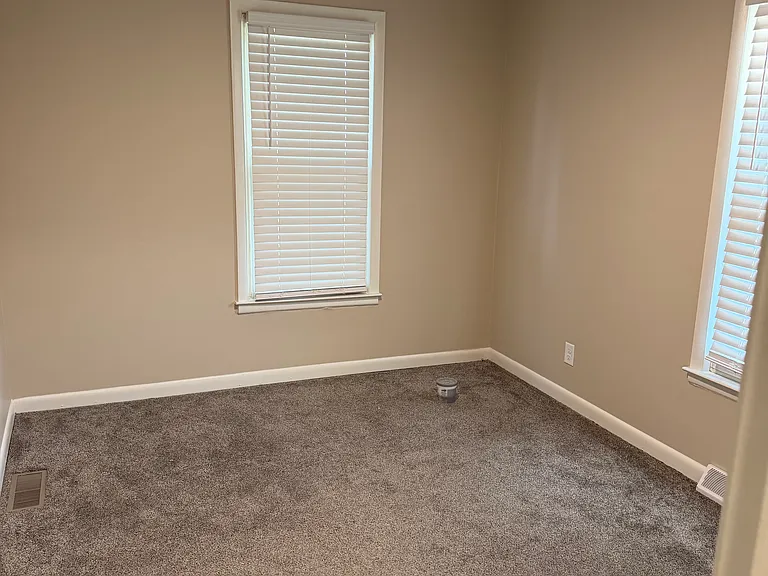 336 E Baker St — Photo 9