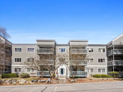 30 Ledgewood Hills Drive #302, Nashua, NH, 03062