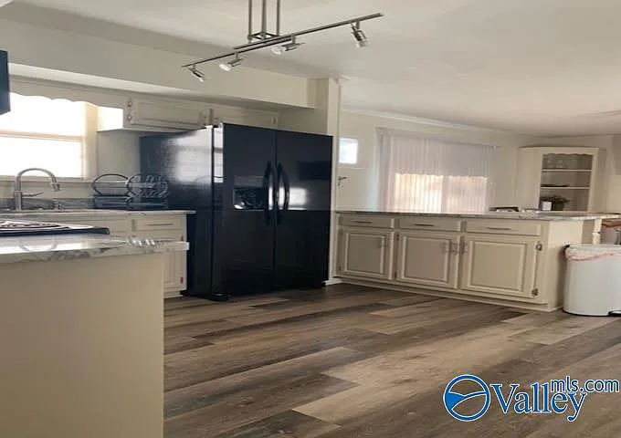 3203 Dyas Dr NW — Photo 11